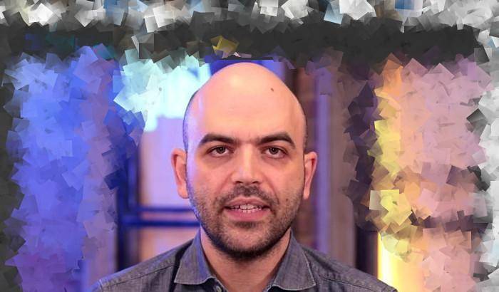 Sulle fake news Saviano ci ricasca