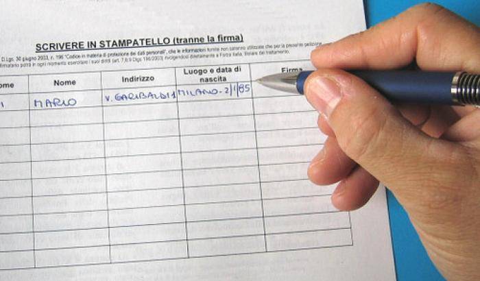Raccolta firme impossibile, il governo cambi la legge elettorale