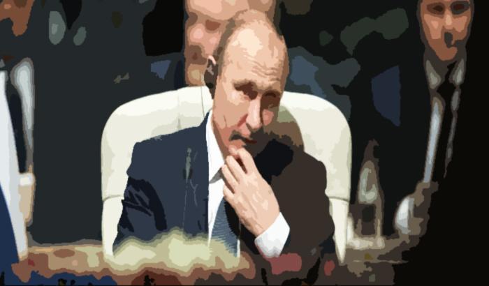 Putin, per (alcun)i media italiani la Russia è ancora comunista. Ed è il vero nemico dell’Occidente