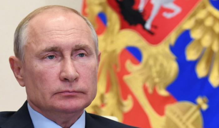 Le mutande di Navalny e quelle dei poveri media italiani
