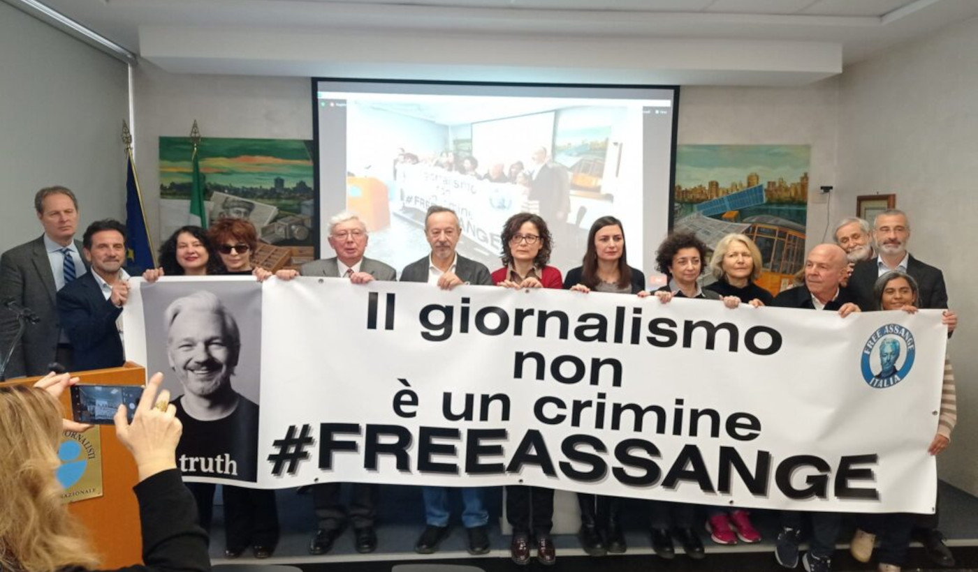 Mobilitazione per evitare l'estradizione di Assange